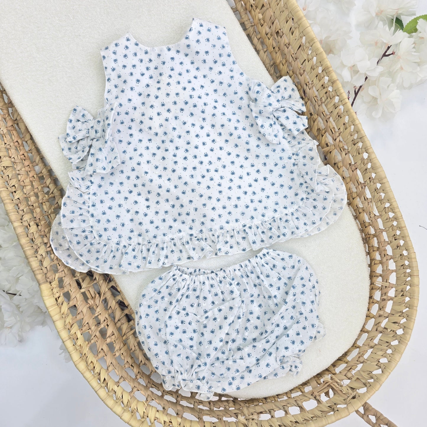 Conjunto blanco con cangrejitos - lazos laterales 24274